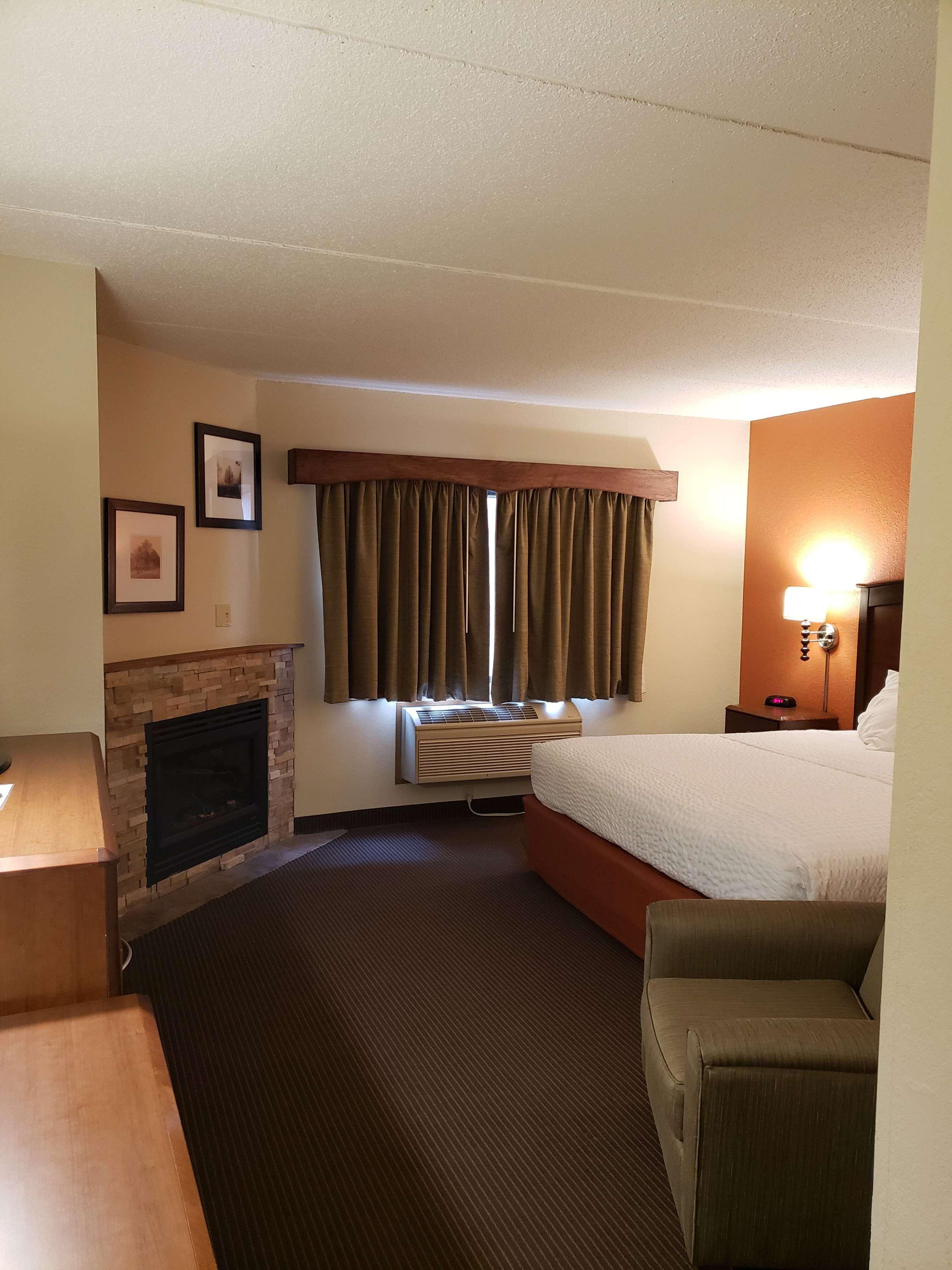 Americinn By Wyndham Iron River Eksteriør billede