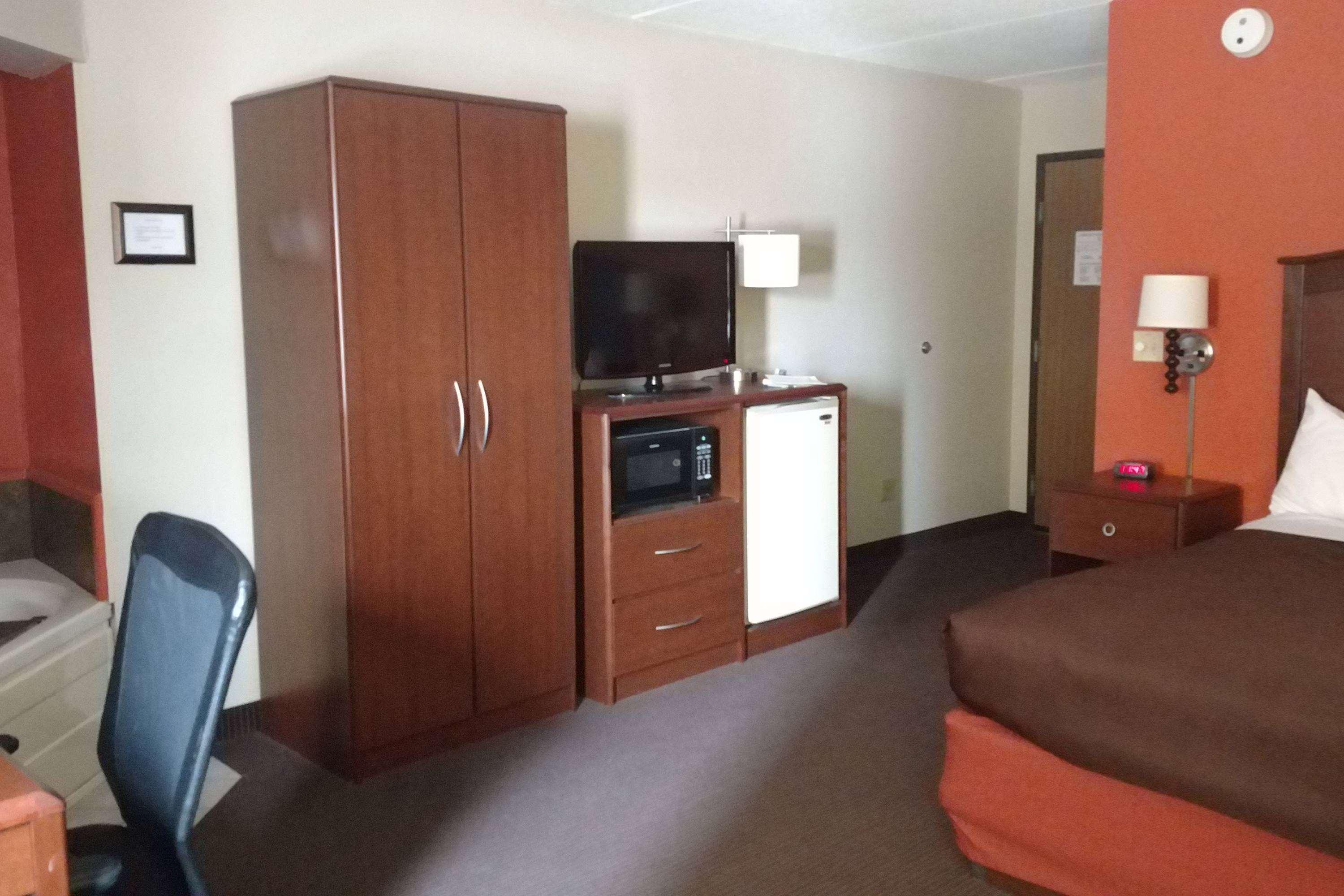 Americinn By Wyndham Iron River Eksteriør billede